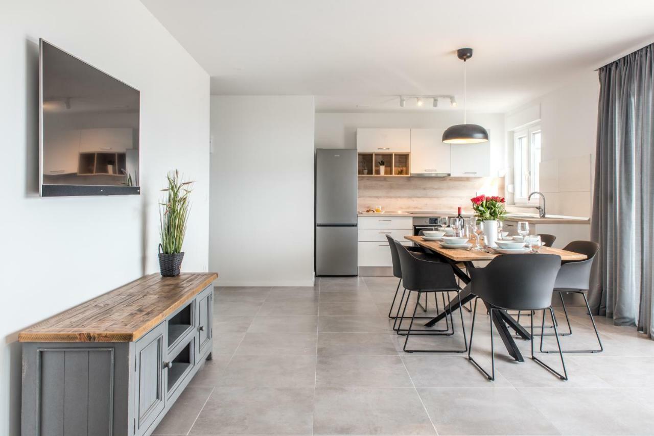 פודסטראנה Lion'S Beach Apartment מראה חיצוני תמונה