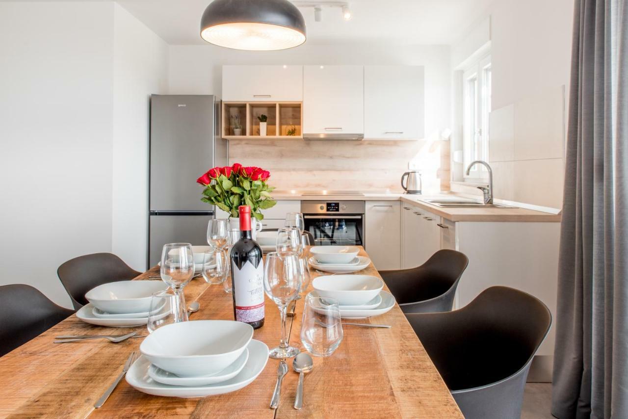 פודסטראנה Lion'S Beach Apartment מראה חיצוני תמונה